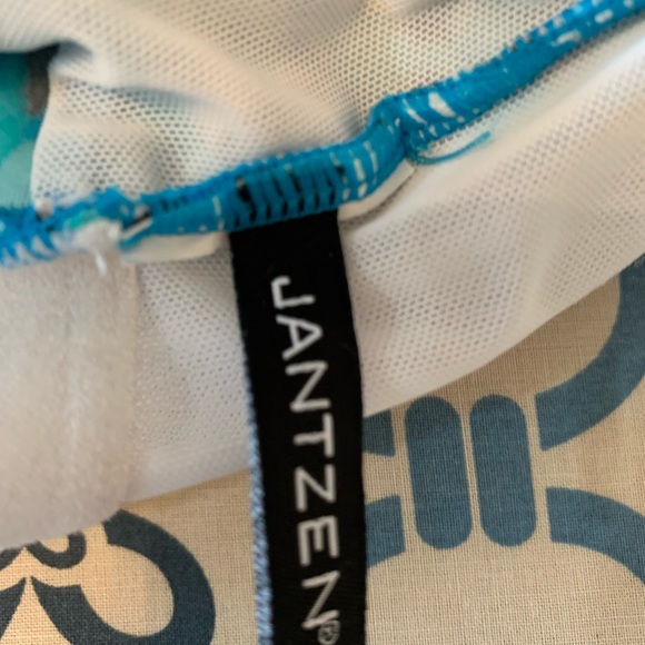 Jantzen bathing suit top - Picture 6 of 7
